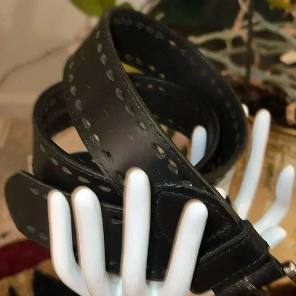 Unisex Genuine Black Perforated Leather Belt with Brushed Silver Buckle XL - Picture 7 of 14